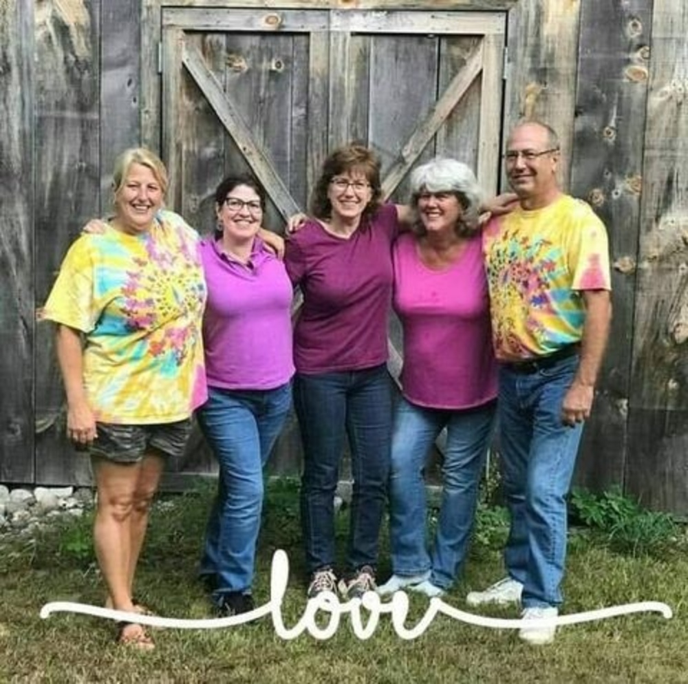 Meet your Posher, April